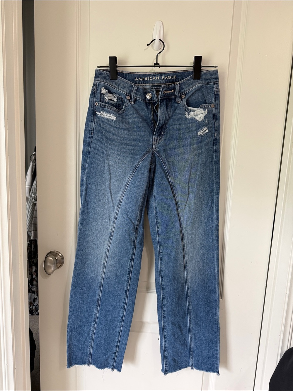 American Eagle Outfitters Blue Wide-Leg Distressed Jeans